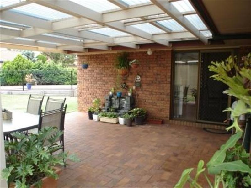 8 Gumtree Drive, Kingaroy QLD 4610