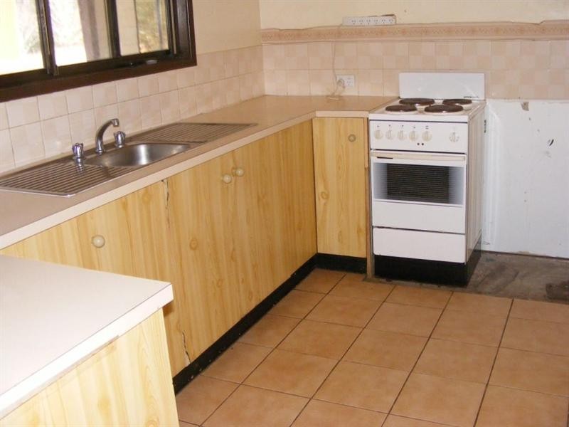 62 Greenhills Dve., Blackbutt QLD 4306