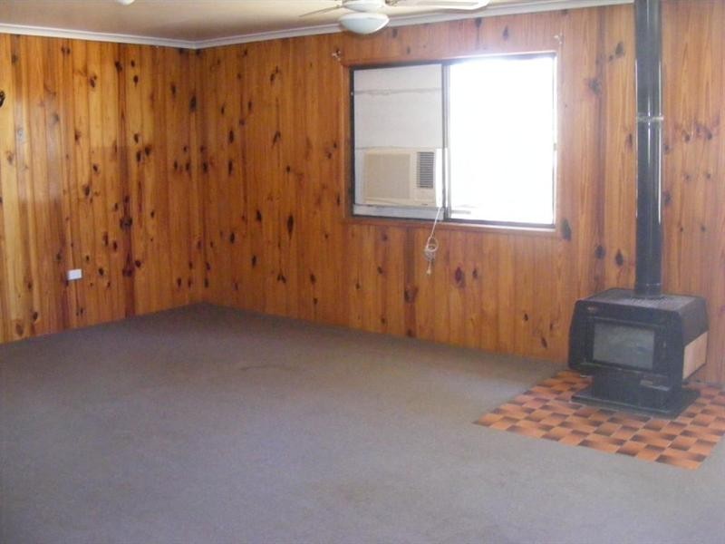 62 Greenhills Dve., Blackbutt QLD 4306