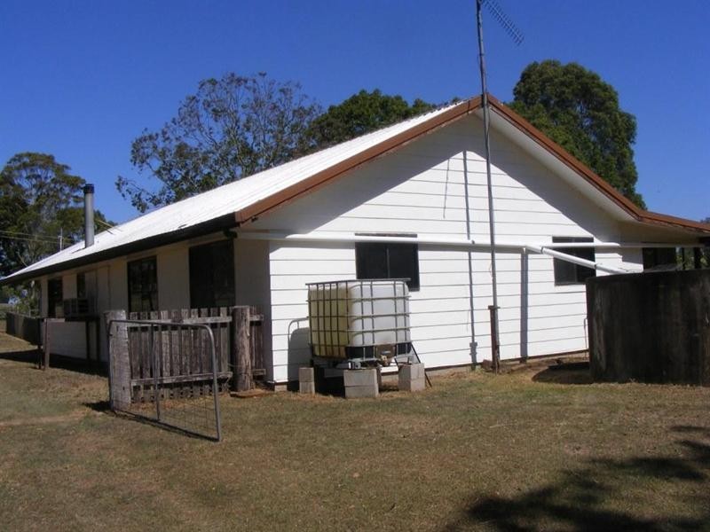 62 Greenhills Dve., Blackbutt QLD 4306