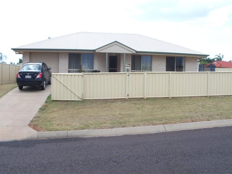 69 Ivy Street, Kingaroy QLD 4610