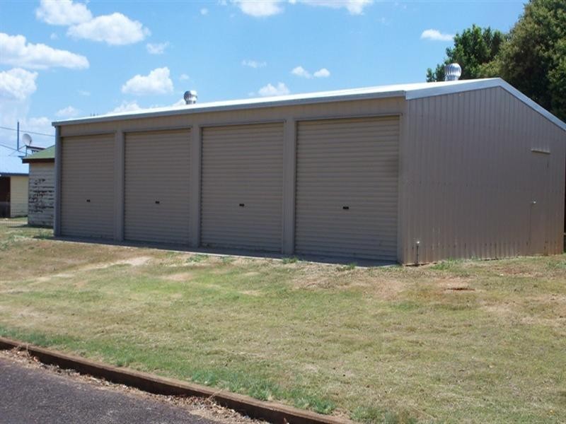 37 James, Kingaroy QLD 4610