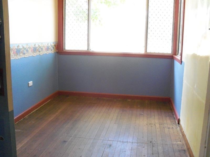 37 James, Kingaroy QLD 4610