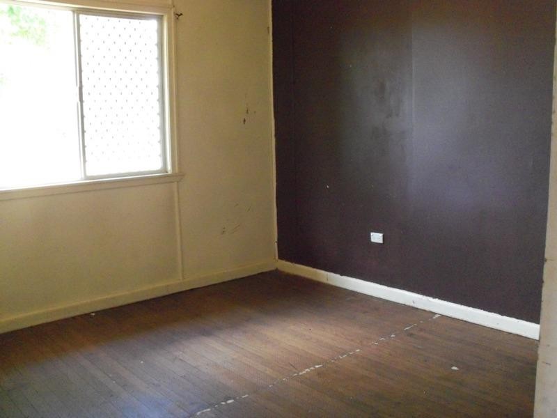 37 James, Kingaroy QLD 4610