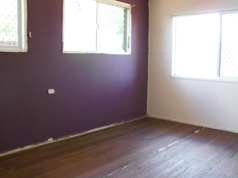 37 James, Kingaroy QLD 4610