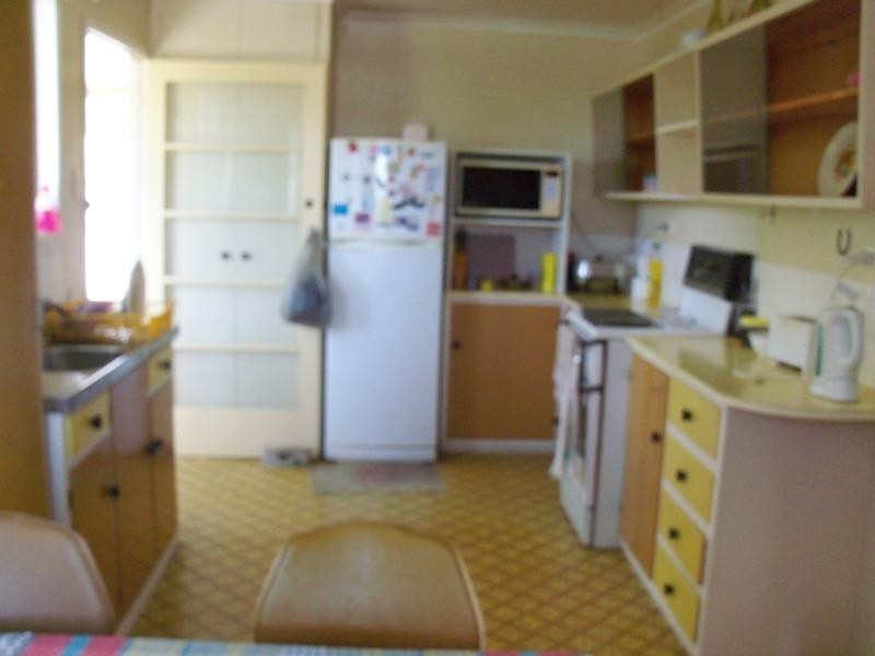 11 Alfred Street, Nanango QLD 4615