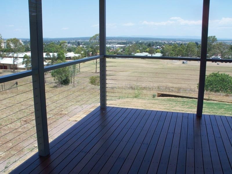 1/70 Banksia Drive, Kingaroy QLD 4610