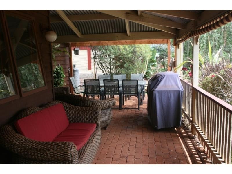 7 Tarong Drive, Kingaroy QLD 4610