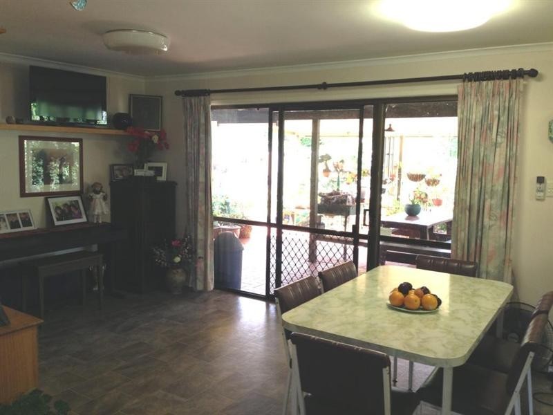 16 Tarong Drive, Kingaroy QLD 4610