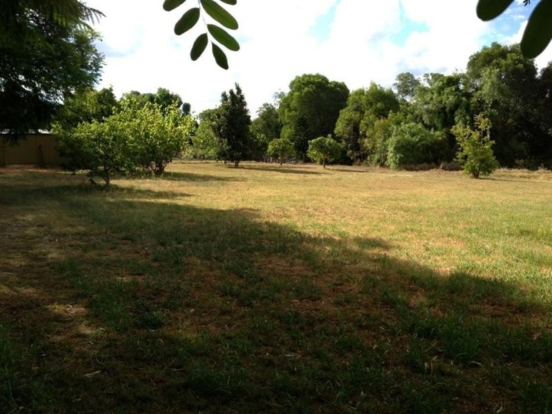 16 Tarong Drive, Kingaroy QLD 4610