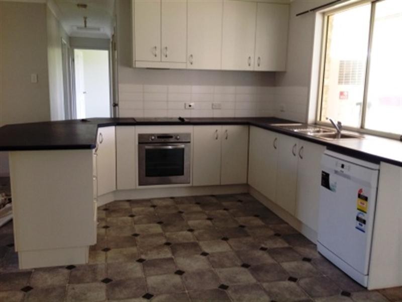 Blackbutt QLD 4306