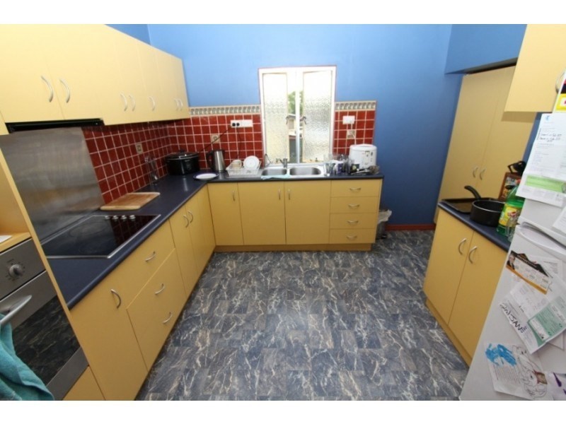 15 Gooyong Street, Kingaroy QLD 4610