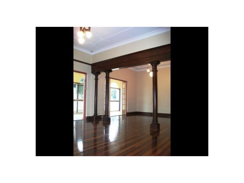15 Gooyong Street, Kingaroy QLD 4610