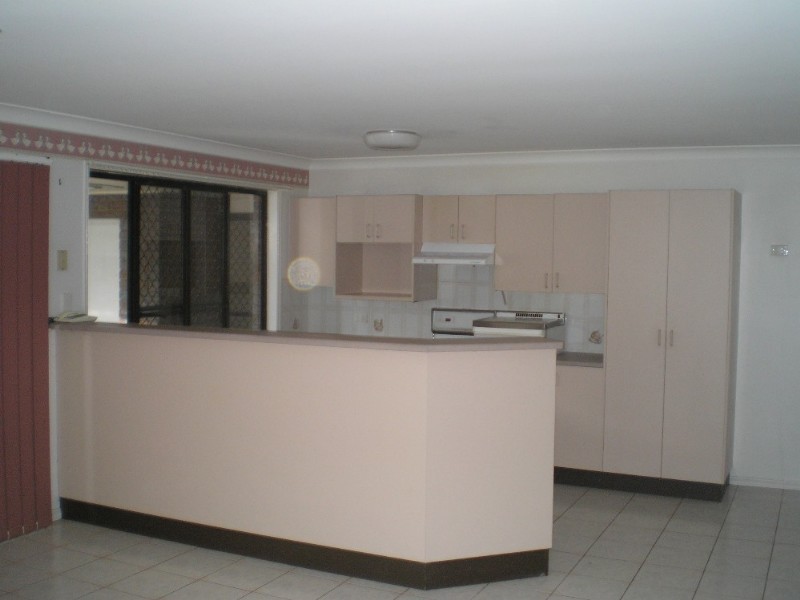 Blackbutt QLD 4306