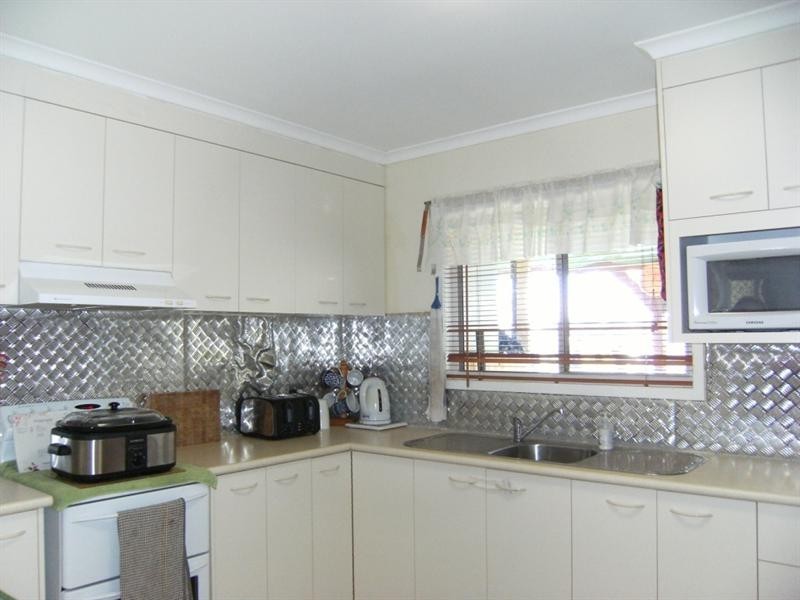 309 Izzards Road, Nanango QLD 4615