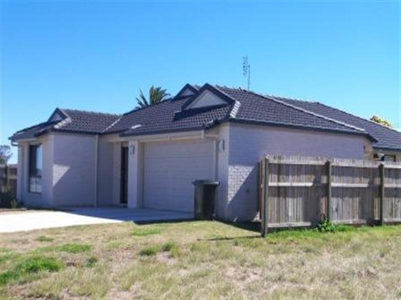 1 Oasis Drive, Kingaroy QLD 4610