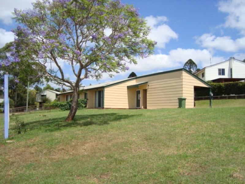 35 Rosalie Drive, Yarraman QLD 4614
