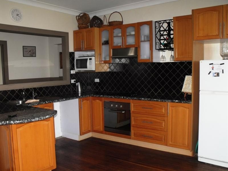 42 Yarraman Tarong Road, Yarraman QLD 4614