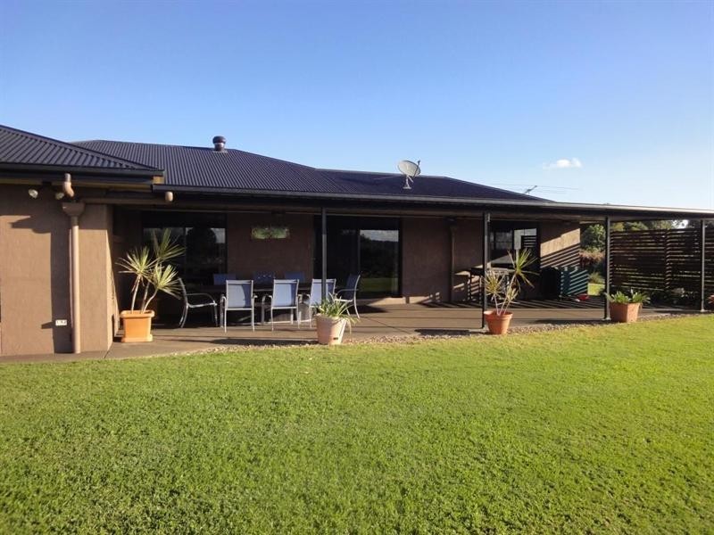 61-63 Macaulay Drive, Kingaroy QLD 4610