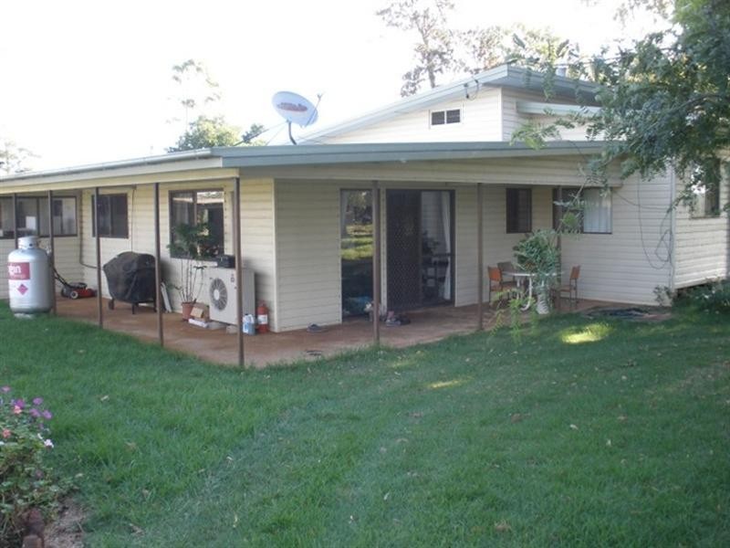 148 Ellesmere Road, Haly Creek QLD 4610