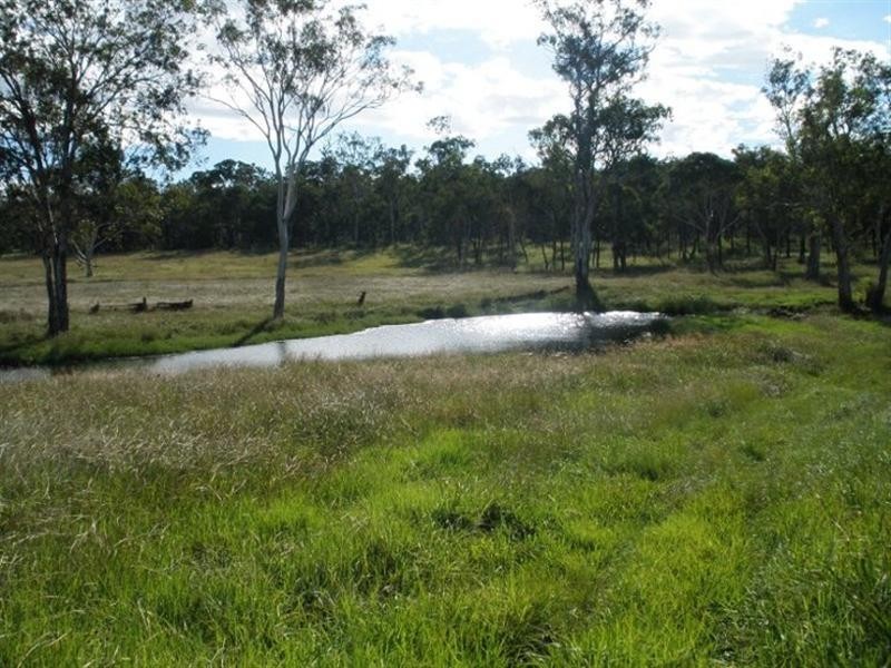 148 Ellesmere Road, Haly Creek QLD 4610
