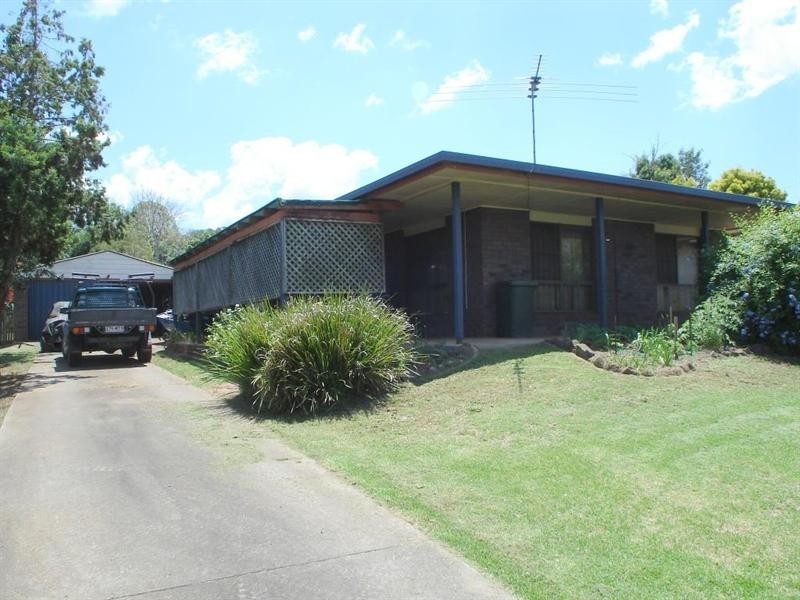 30 Fairview Drive, Kingaroy QLD 4610