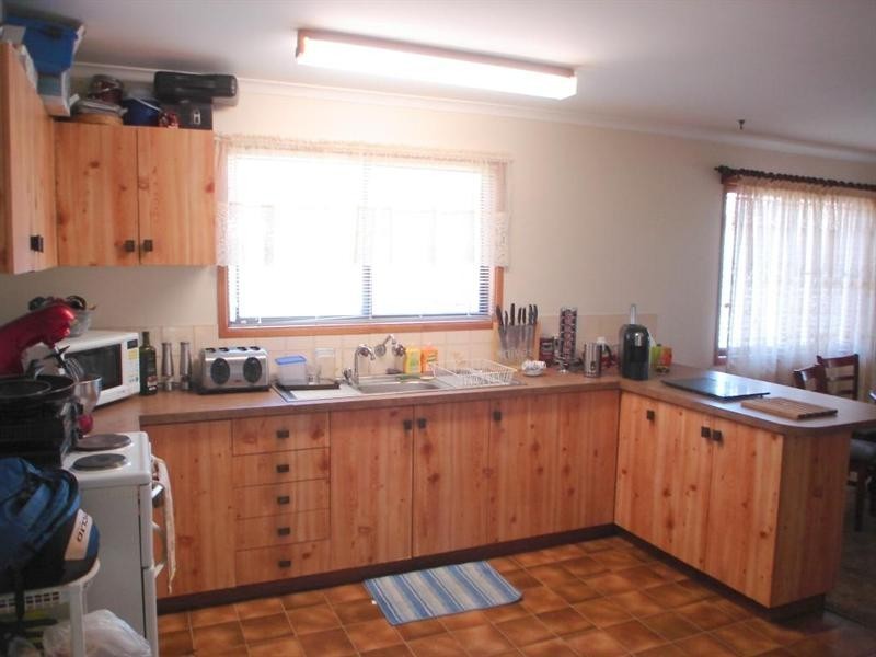 30 Fairview Drive, Kingaroy QLD 4610