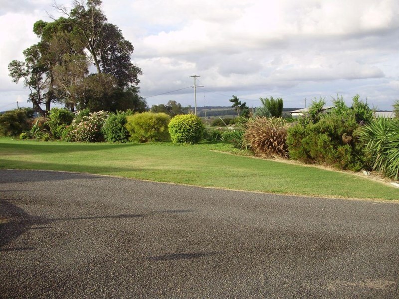 27-27 Macaulay Drive, Booie QLD 4610