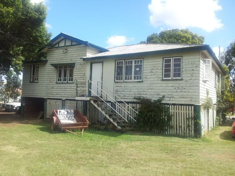 1and2/3 Railway Terrace, Kingaroy QLD 4610
