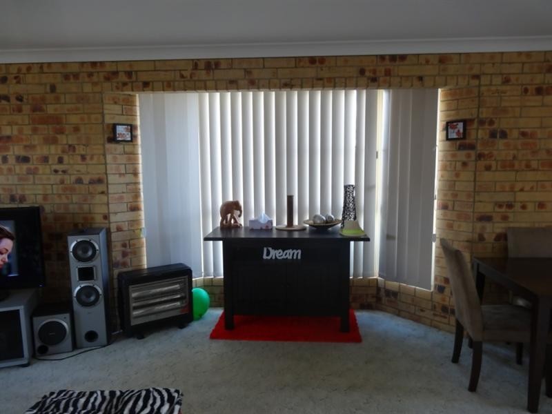 1 and 2/25 Windsor Circle, Kingaroy QLD 4610
