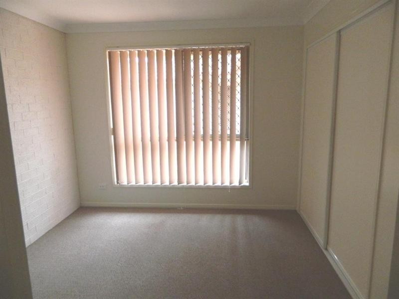 2/21 Martin Place, Kingaroy QLD 4610