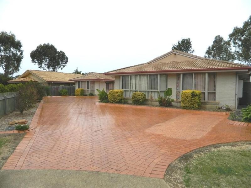 2/21 Martin Place, Kingaroy QLD 4610