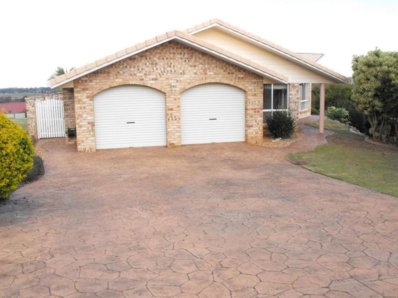 1 Freeman Court, Kingaroy QLD 4610