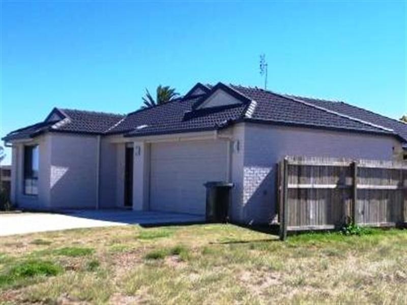 1 Oasis Drive, Kingaroy QLD 4610