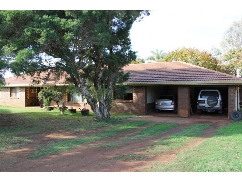 184 parallel Road, Wooroolin QLD 4608