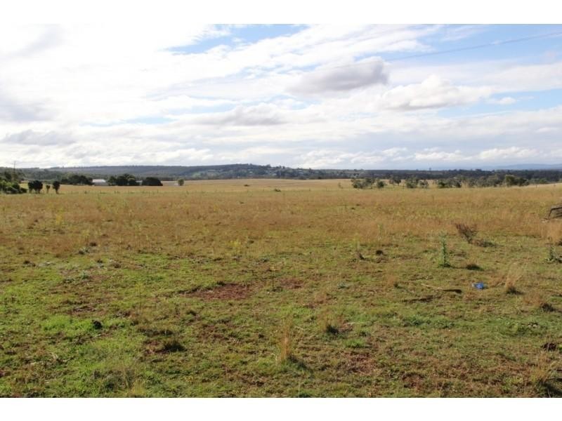 184 parallel Road, Wooroolin QLD 4608