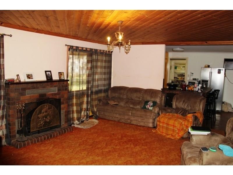 184 parallel Road, Wooroolin QLD 4608