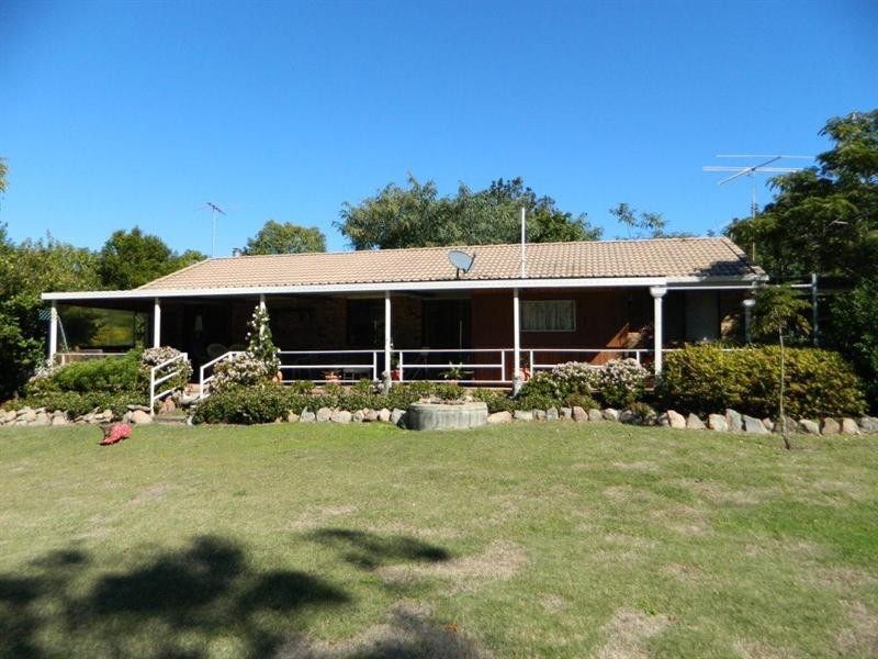 33 Pauls Parade, Ellesmere QLD 4610