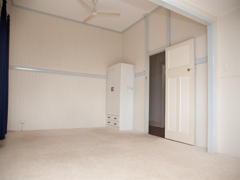 242 Heights Road, Nanango QLD 4615