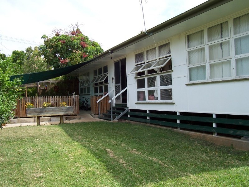 22 Third Avenue, Collinsville QLD 4804