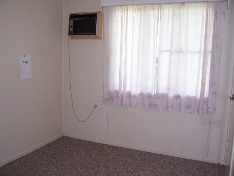 18-20 Fifth Avenue, Collinsville QLD 4804