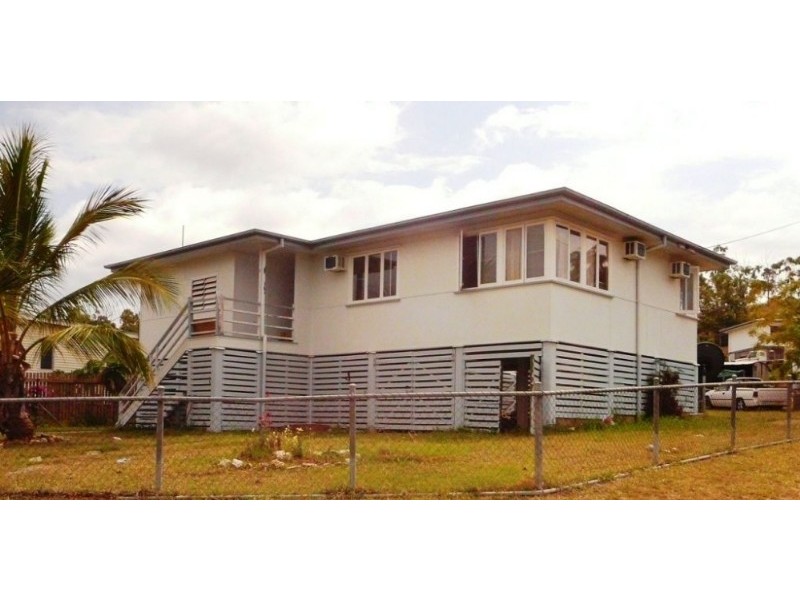 26 Gralton Street, Collinsville QLD 4804