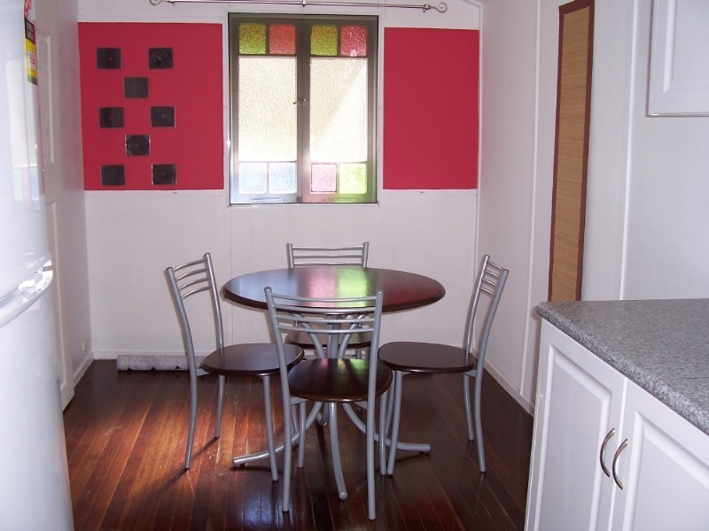 39 Station Road, Collinsville QLD 4804