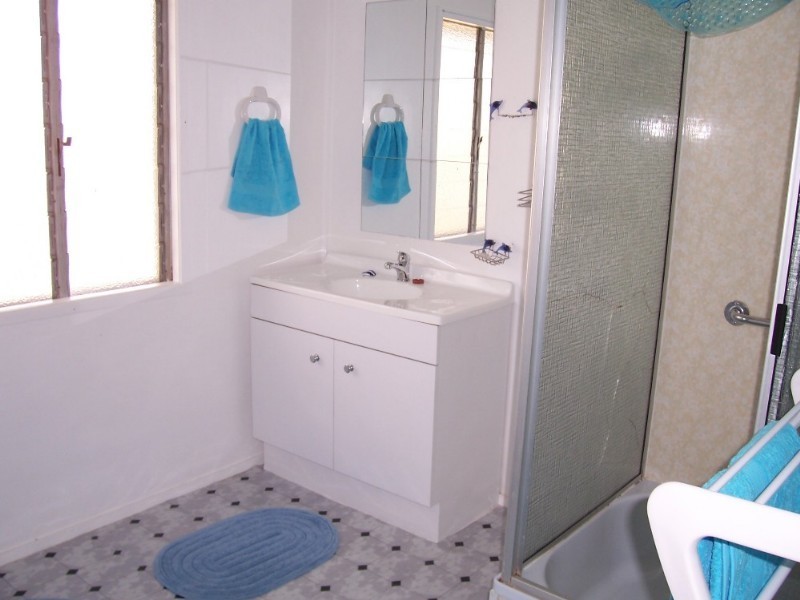 39 Station Road, Collinsville QLD 4804