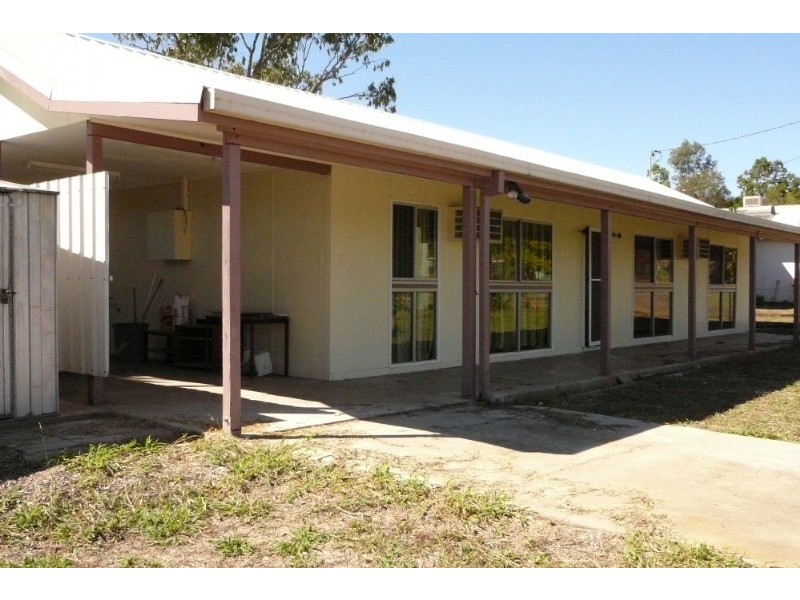 39 Fifth Avenue, Collinsville QLD 4804