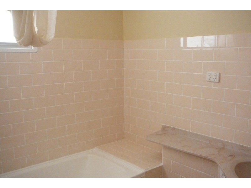 39 Fifth Avenue, Collinsville QLD 4804