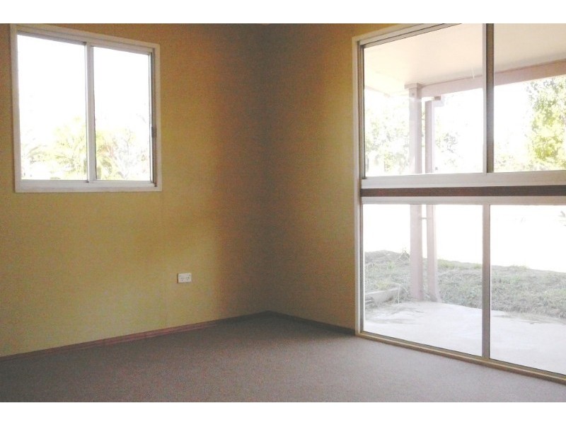 39 Fifth Avenue, Collinsville QLD 4804