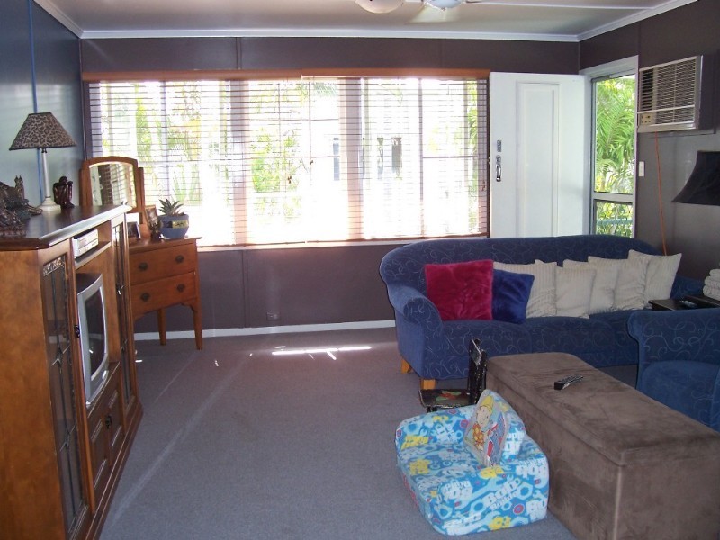 16 Macarthur Street, Collinsville QLD 4804