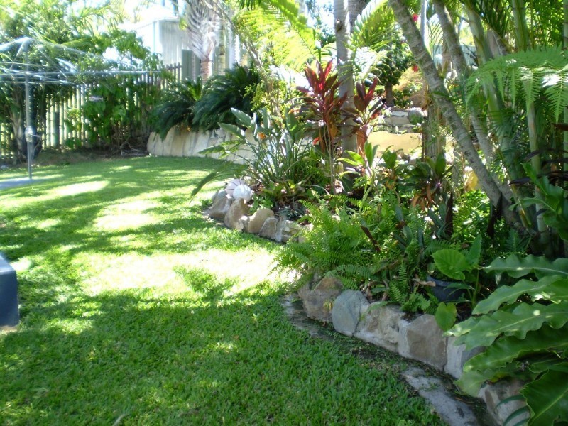 16 Macarthur Street, Collinsville QLD 4804