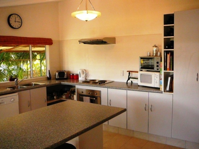 24 Seventh Avenue, Collinsville QLD 4804